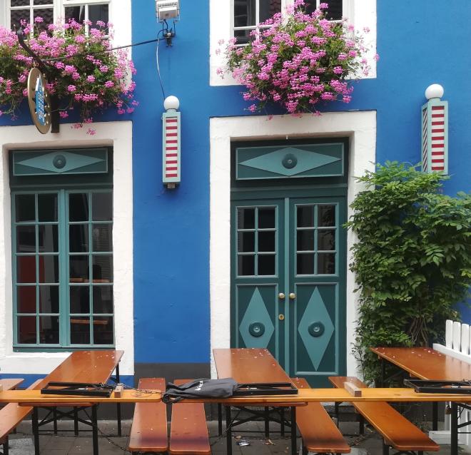 Le colorate vie cittadine