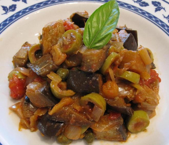 Caponata vegana di melanzane