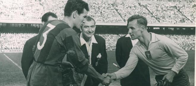 El campeonato surgi&oacute; en 1955 con el nombre de Copa de Clubes Campeones Europeos