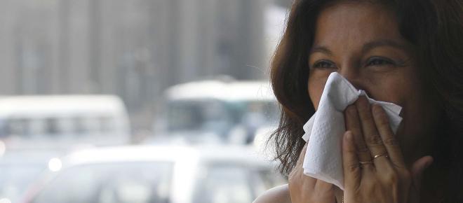 La gripe se propaga al estornudar