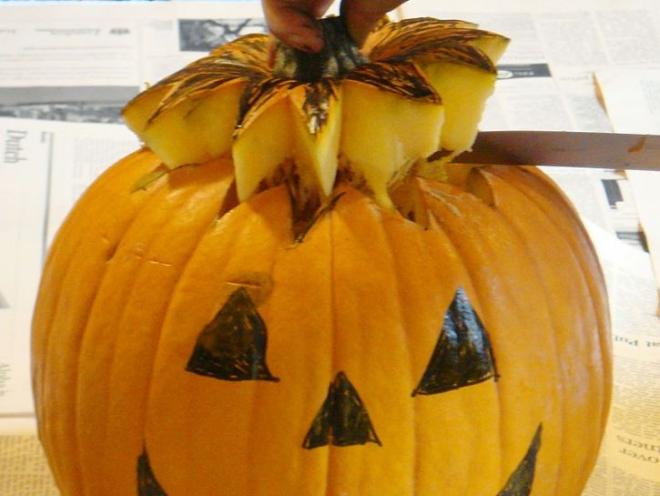 Rimuovere la calotta superiore