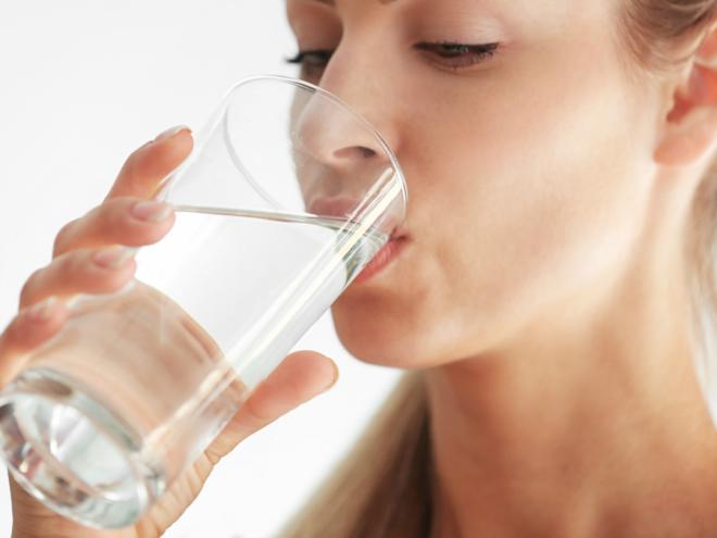 Bere molta acqua