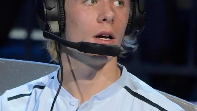 Le joueur peut &eacute;changer avec son coach