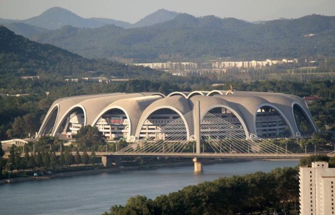 Le Stade du Premier-Mai