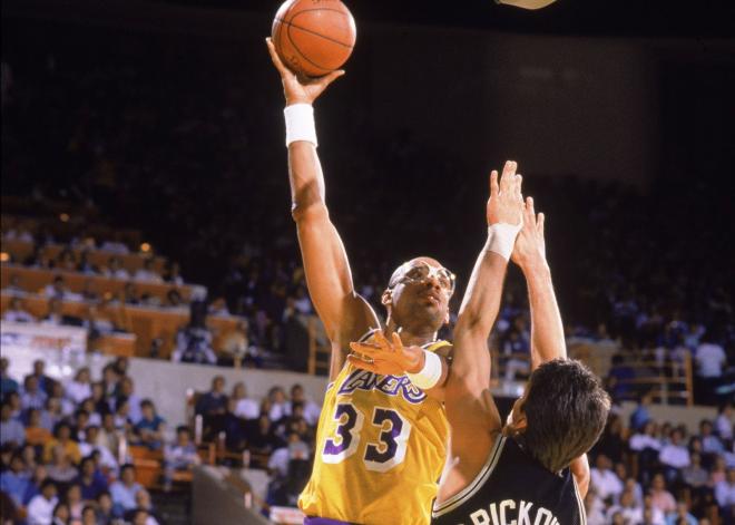 Kareem Abdul-Jabbar (38 387 points)
