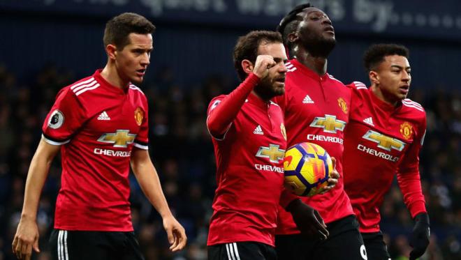 Manchester United (337 millions)