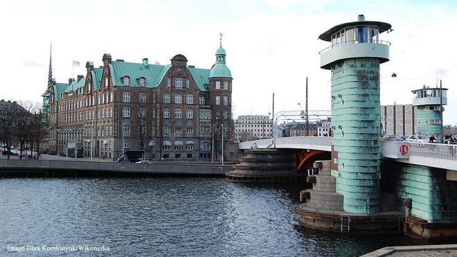 Kulturt&aring;rnet - Knippelsbro, Copenhagen, Denmark