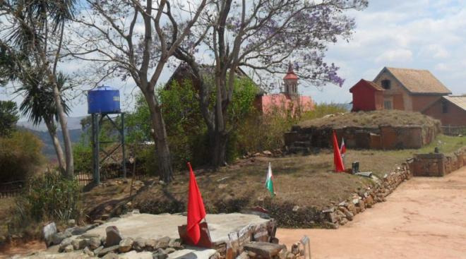 La colline sacr&eacute;e d'Ilafy