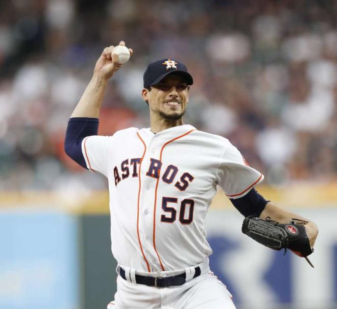 Charlie Morton- Signs with Rays