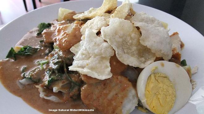 Gado-Gado (vegetable salad)