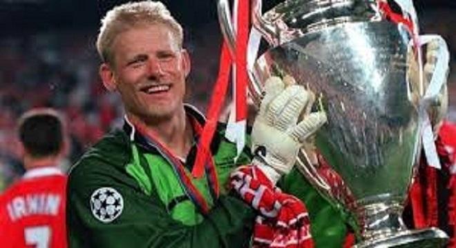 Peter Schmeichel (Dinamarca)
