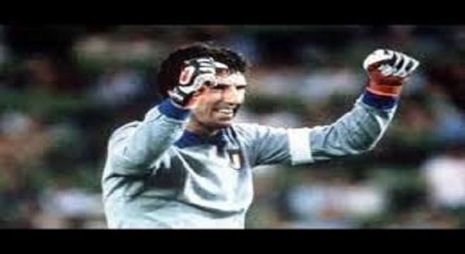 Dino Zoff (Italia)