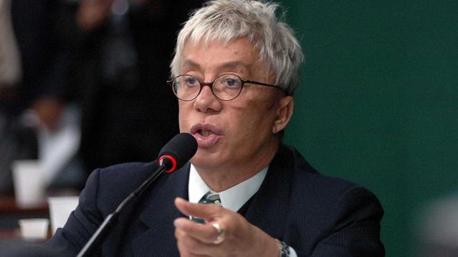 Clodovil x Cac&aacute; Rosset