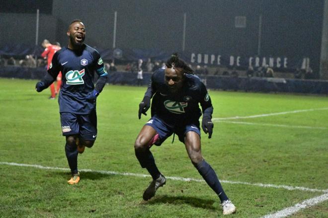 Saint-Pryv&eacute;-Saint-Hilaire (National 2)