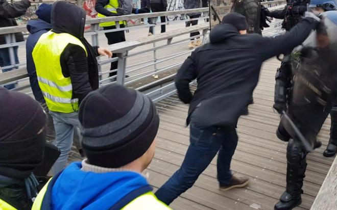 Attention &agrave; la violence