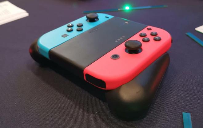 Carregador sem fio da PowerCast para Nintendo Switch