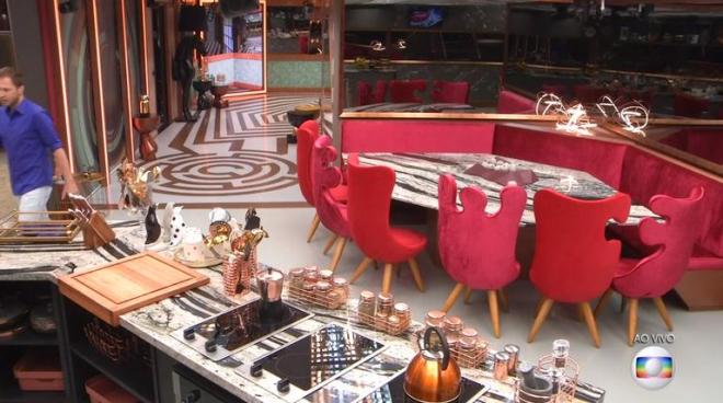 Cozinha e sala de jantar