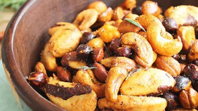 Frutas secas temperadas