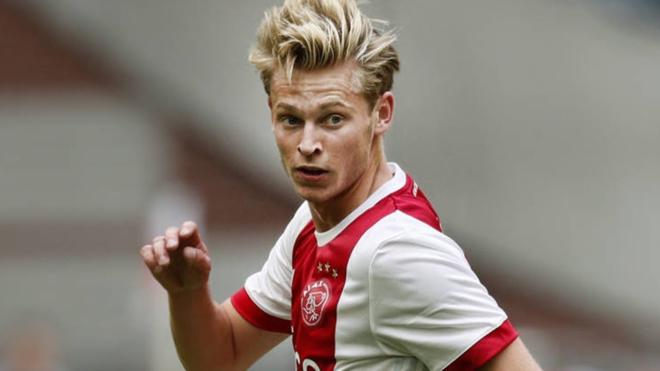 Frenkie De Jong aurait bien d&eacute;clin&eacute; le Bar&ccedil;a pour le PSG