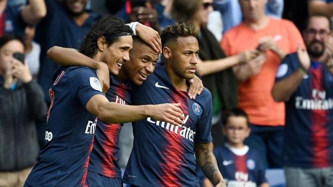 Mbapp&eacute;-Cavani-Neymar (54 buts)