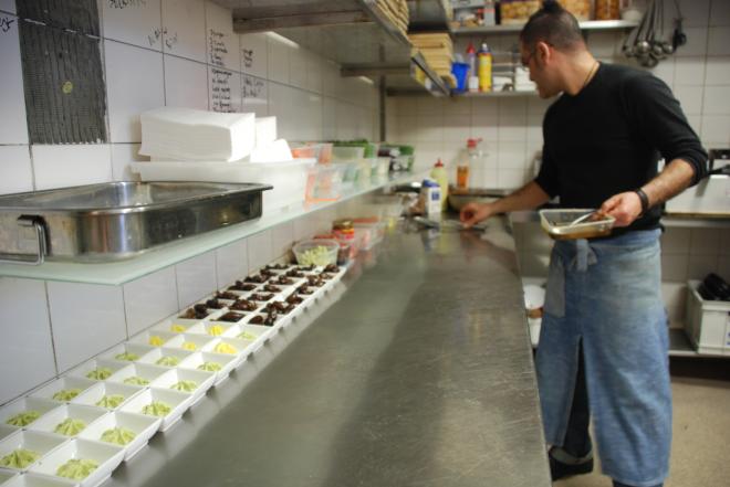 Chamar de 'molenga'o homem que contribui com as tarefas de casa