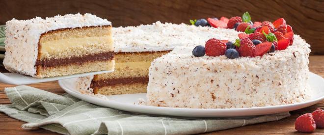 Bolo recheado sempre fofinho