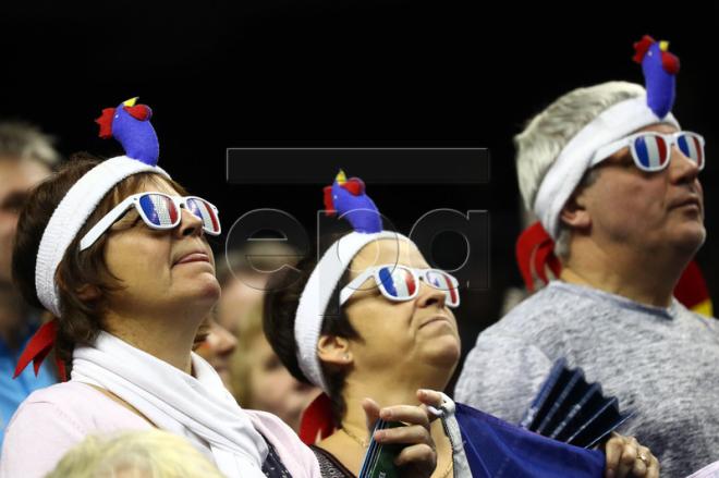 2800 euros par personne