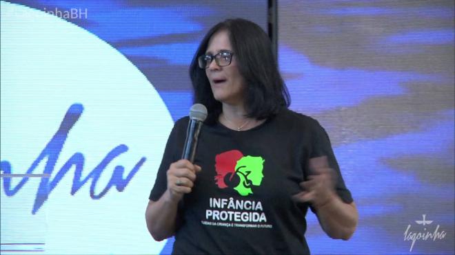 Indo contra o Estado laico