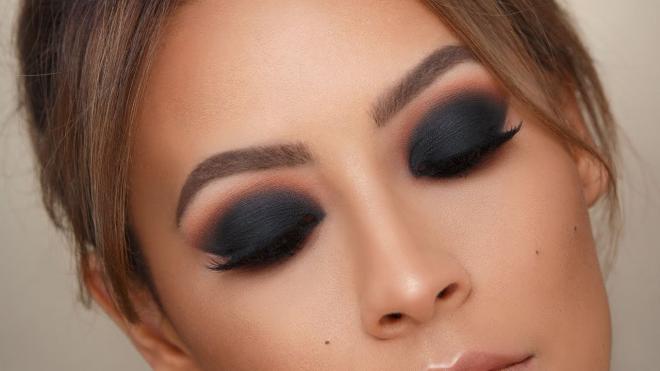 Lo smokey eyes