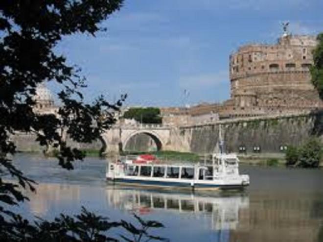 Crociera sul Tevere
