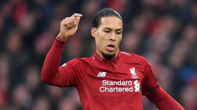 Virgil van Dijk suspendu
