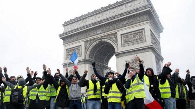 Les Fran&ccedil;ais estiment d&eacute;sormais que le mouvement doit s'arr&ecirc;ter