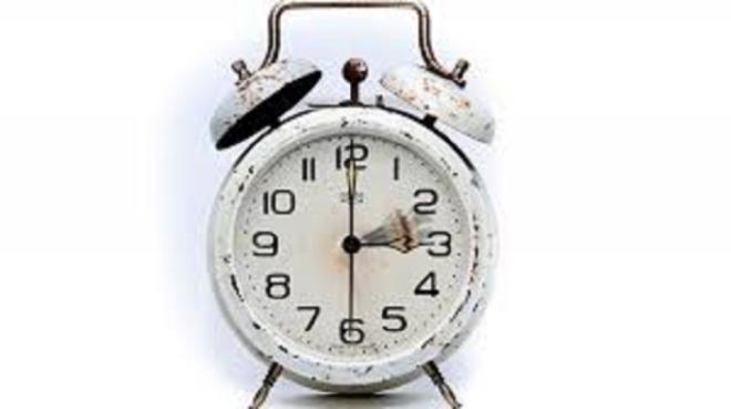 Se lever tr&egrave;s t&ocirc;t