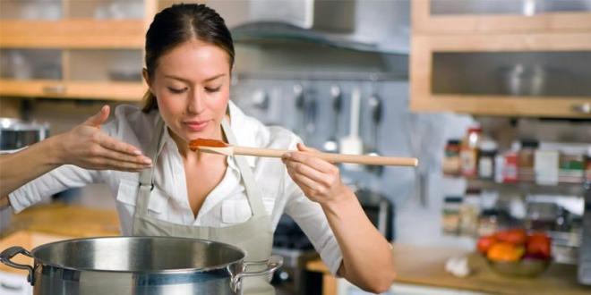 Usare il coperchio in cucina 