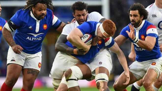 Un XV fran&ccedil;ais identique