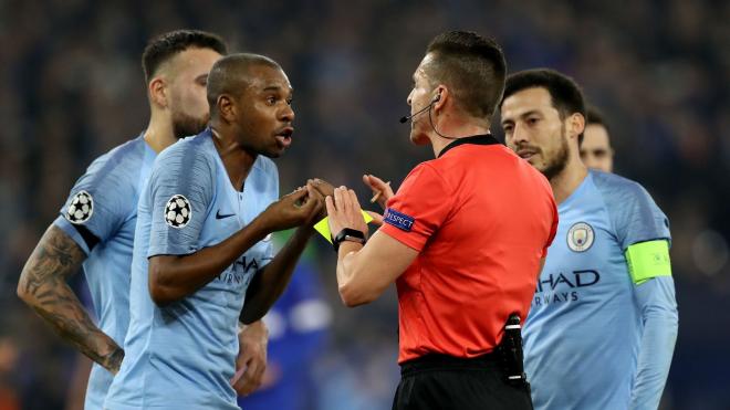 Fernandinho et Otamendi suspendus