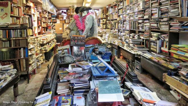 Libreria Acqua Alta (High Water Book Shop)