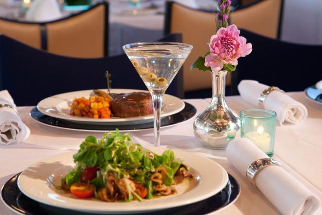 Ultima idea: invitare il proprio padre a cena fuori