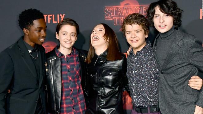 Stranger things premiata a livello internazionale 