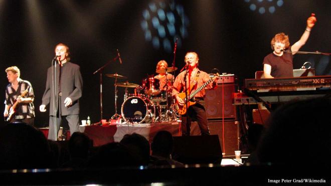 The Zombies' induction by Susanna Hoffs