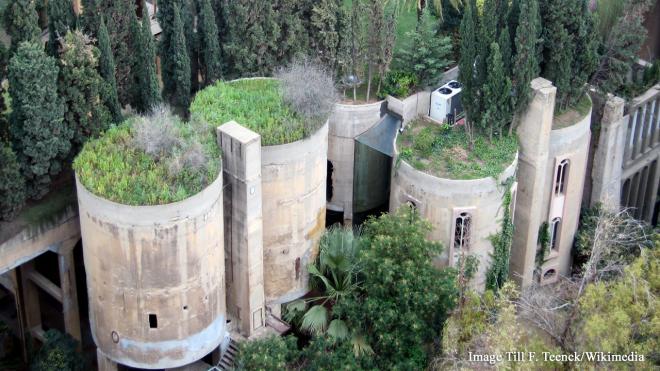 La F&aacute;brica (The Factory) - Av. de la Ind&uacute;stria, 14, Sant Just Desvern, Spain