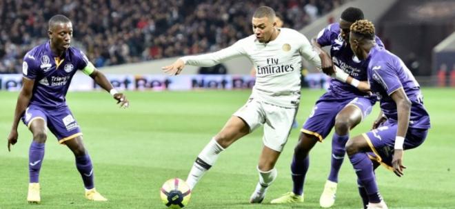Mbapp&eacute; donne la victoire aux siens 