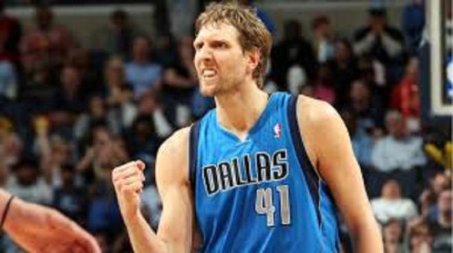 Dirk Nowitzki, 30 points