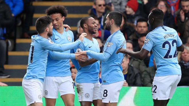 Manchester City maintient la pression sur Liverpool 