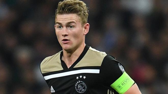 De Ligt de plus en plus proche du Bar&ccedil;a