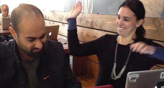 Schiaffi ogni volta che accedi