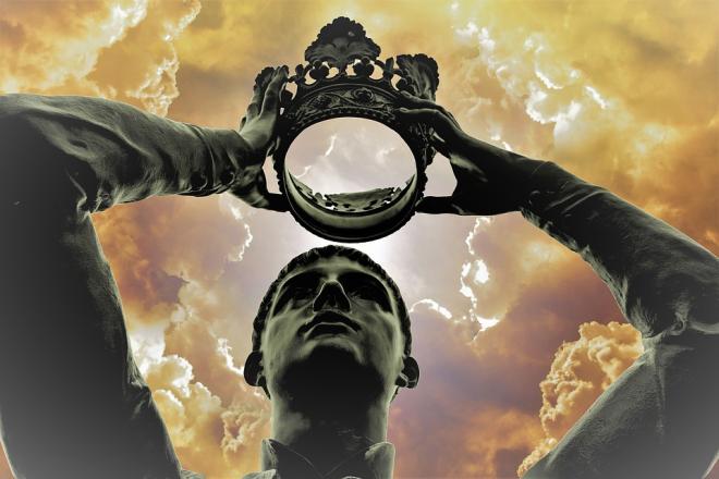 '&iquest;Qu&eacute; es el deber, comparado con el calor de un hijo reci&eacute;n nacido entre los brazos, o el recuerdo de la sonrisa de un hermano?' 