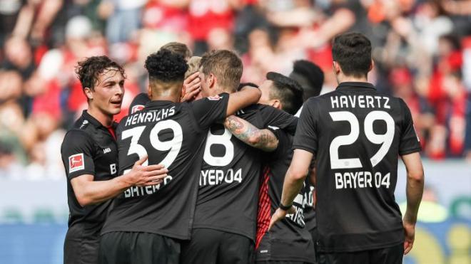 Bayer Leverkusen 6-1 Eintracht Francfort 