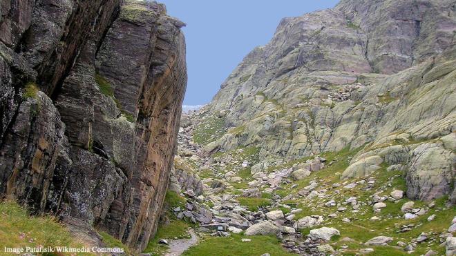 A treacherous hike in the mountains