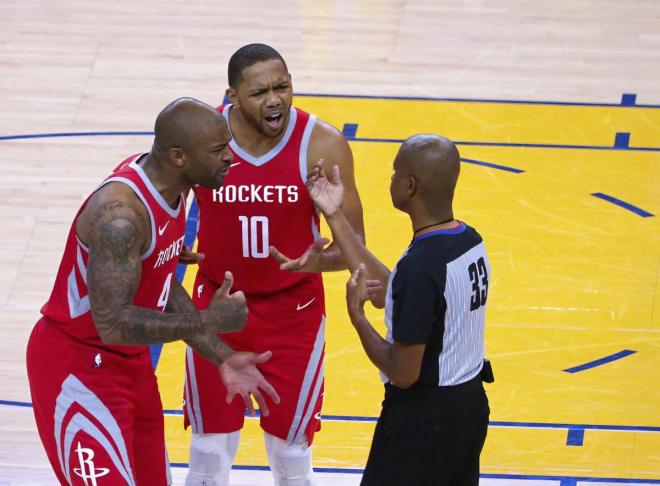 Les Rockets pr&ecirc;ts &agrave; transf&eacute;rer trois joueurs majeurs 